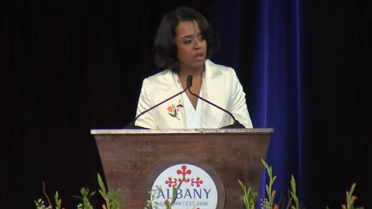 Albany mayor vetoes commuter tax as Hochul, state delegation won’t support it — WNYT NewsChannel 13 (Albany)